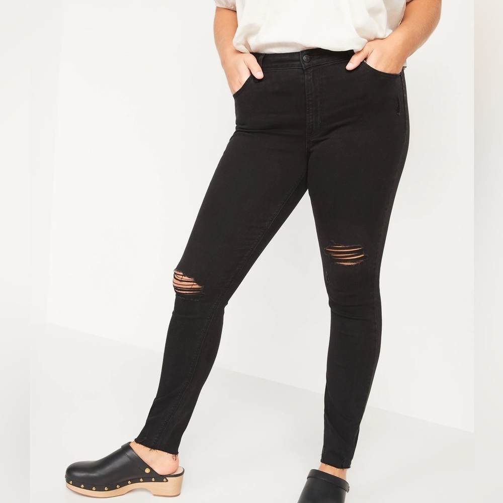 Old Navy Rockstar Super Skinny Ankle Jeans